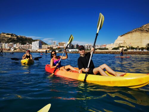  Curso de iniciación a kayak de mar, surf o Paddle surf en Alicante o Playa de San Juan con Blue Valley Water Sports @ Blue Valley Water Sports | Alacant | Comunidad Valenciana | España