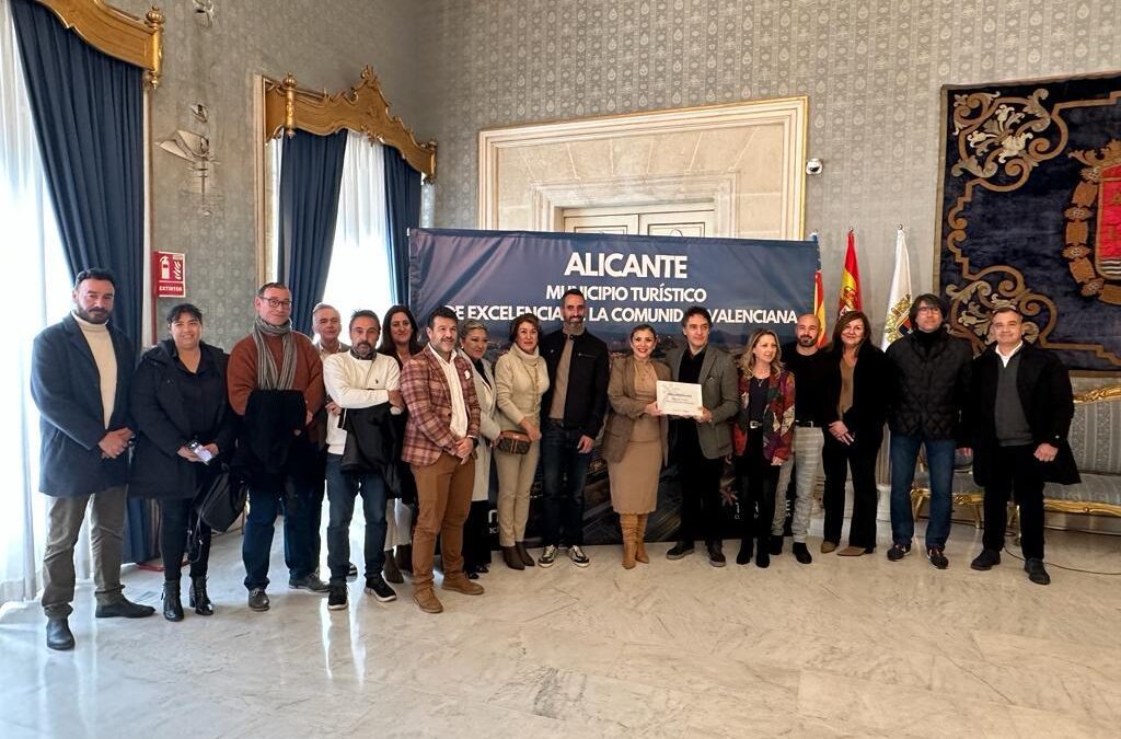 Alicante recibe el reconocimiento como Municipio Turístico de Excelencia, la máxima categoría de la Generalitat